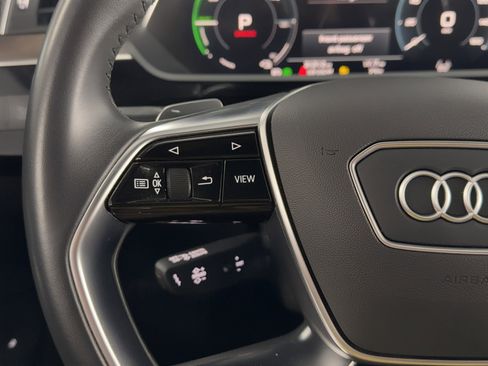 Used 2021 Audi e-tron Premium w/ Convenience Plus Package image 21