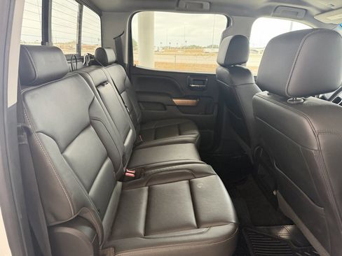 Used 2018 Chevrolet Silverado 1500 LTZ image 18