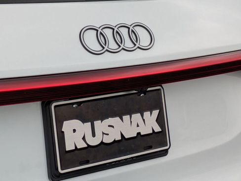 Used 2025 Audi Q6 e-tron Premium Plus w/ Premium Plus image 19