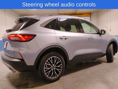 Used 2024 Ford Escape SE image 7