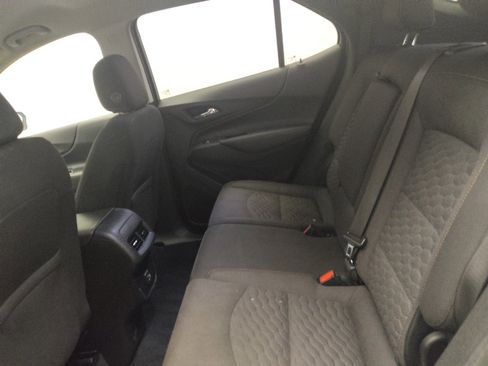 Used 2021 Chevrolet Equinox LT AWD/4WD image 18