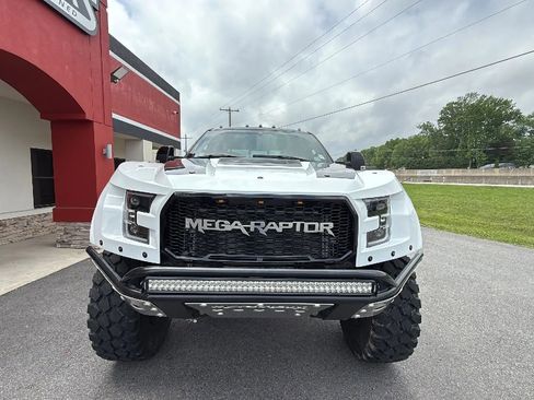 Used 2022 Ford F250 Lariat w/ Lariat Ultimate Package AWD/4WD image 59