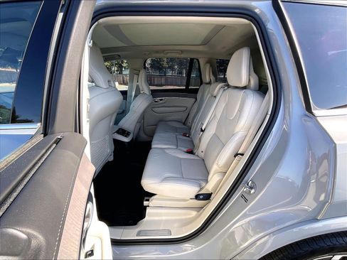 New 2026 Volvo XC90 T8 Ultra w/ Protection Package Premier image 12