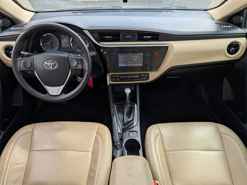 Used 2019 Toyota Corolla LE image 9