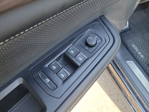 Used 2024 Volkswagen Atlas SEL Premium R-Line AWD/4WD image 22