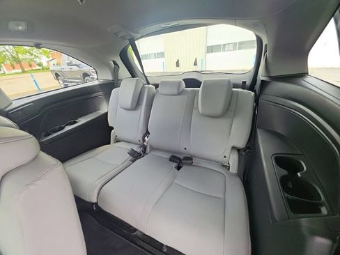 Used 2018 Honda Odyssey EX-L image 28