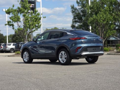 New 2026 Buick Envista Preferred FWD image 5