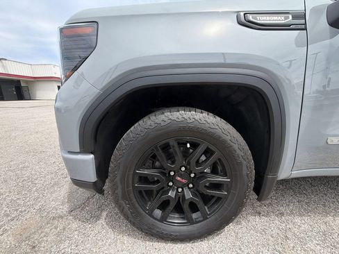 Used 2024 GMC Sierra 1500 Elevation AWD/4WD image 10