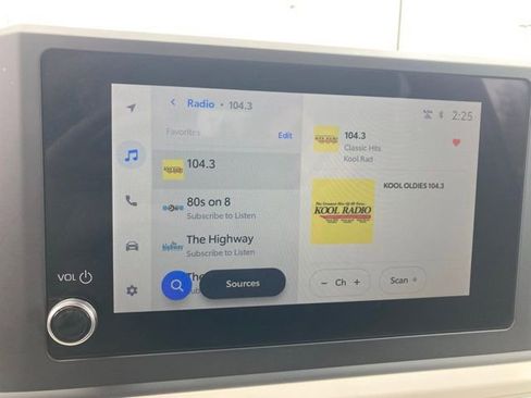 Used 2024 Toyota Tacoma TRD Off-Road image 31