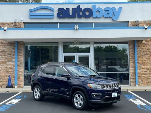 Used 2018 Jeep Compass Latitude w/ Popular Equipment Group AWD/4WD image 6