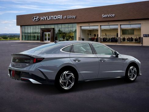 New 2026 Hyundai Sonata SEL AWD/4WD image 9