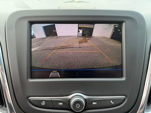 Used 2021 Chevrolet Equinox LT AWD/4WD image 27