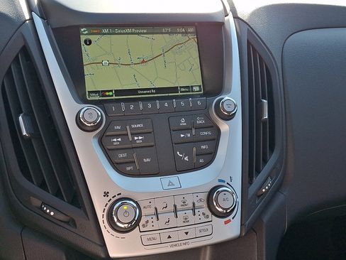 Used 2016 Chevrolet Equinox LTZ w/ Enhanced Convenience Package AWD/4WD image 16
