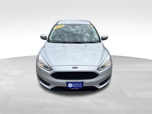 Used 2018 Ford Focus SE FWD image 9