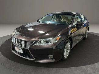 Used 2013 Lexus ES 350 w/ Luxury Pkg video 1