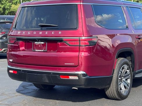 Used 2024 Jeep Wagoneer L Series II w/ Flexible Seating Group AWD/4WD image 48