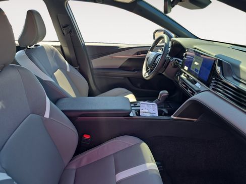 Certified 2025 Toyota Camry SE w/ Multimedia Upgrade Package FWD image 15
