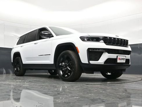 New 2026 Jeep Grand Cherokee L Limited AWD/4WD image 58