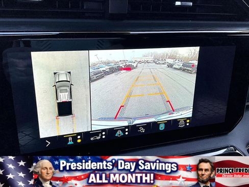 Used 2022 GMC Sierra 1500 AT4 w/ AT4 Premium Package image 18