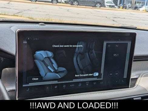 Used 2024 Lincoln Corsair AWD w/ Equipment Group 101A image 35