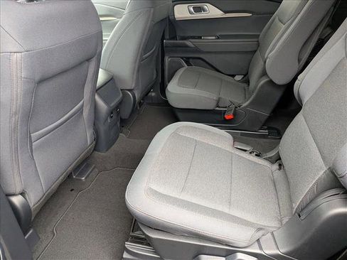 New 2026 Ford Explorer Active image 15