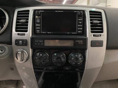Used 2008 Toyota 4Runner Limited AWD/4WD image 26