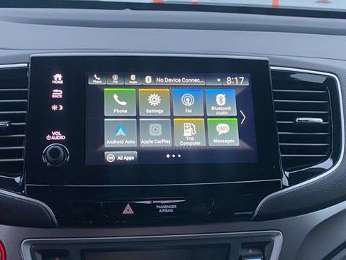 Certified 2022 Honda Pilot Sport image 17