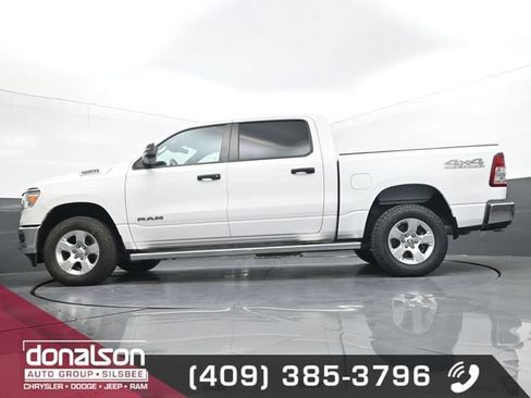 Used 2024 RAM 1500 Big Horn AWD/4WD image 14