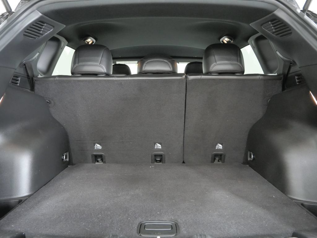 Used 2023 Jeep Compass Limited AWD/4WD image 20