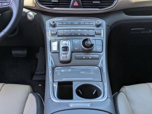 Used 2022 Hyundai Santa Fe SEL w/ Convenience + Premium Package FWD image 18