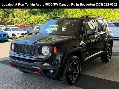 Used 2016 Jeep Renegade Trailhawk AWD/4WD image 4