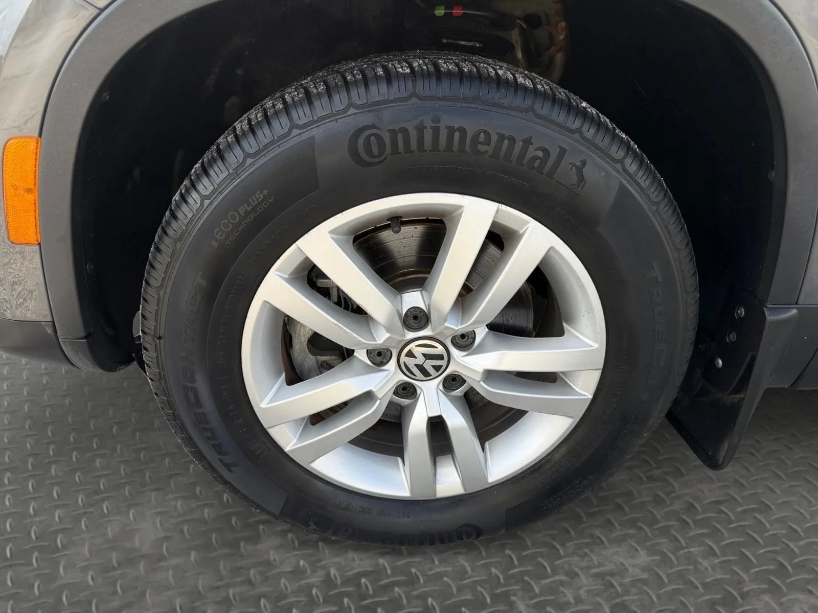 Used 2014 Volkswagen Tiguan R-Line AWD/4WD image 10