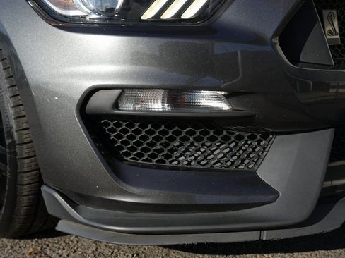 Used 2017 Ford Mustang Shelby GT350 image 20