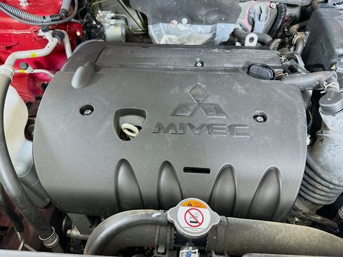 Used 2024 Mitsubishi Outlander Sport AWD image 31