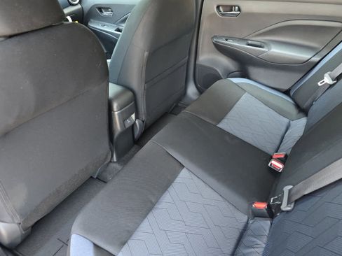 New 2025 Nissan Versa SV w/ Trunk Package image 4