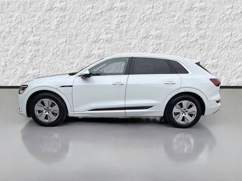 Used 2019 Audi e-tron Prestige image 6