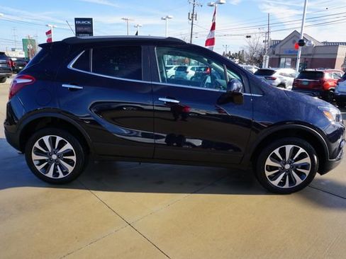 Certified 2022 Buick Encore Preferred w/ Safety Package II image 3