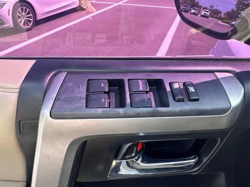 Used 2016 Toyota 4Runner SR5 RWD image 14