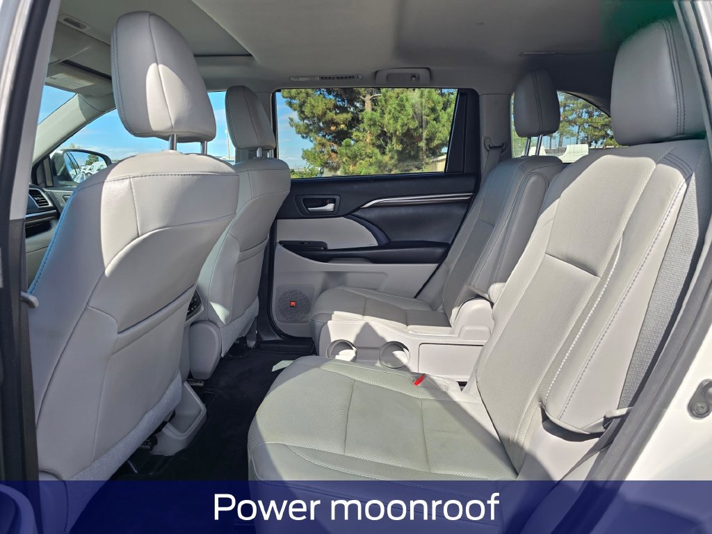 Used 2016 Toyota Highlander Limited AWD/4WD image 14