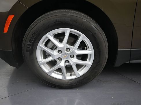 Used 2024 Chevrolet Equinox LT image 9