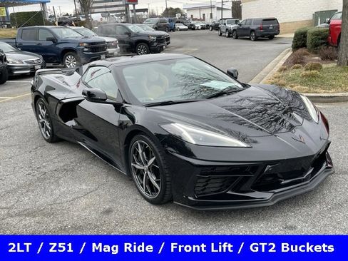 Used 2021 Chevrolet Corvette Stingray Preferred Conv w/ Z51 Performance Package image 2