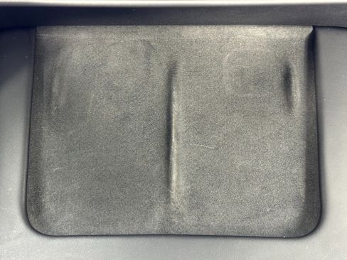 Used 2021 Tesla Model Y Long Range image 33