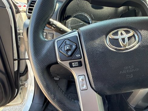 Used 2019 Toyota 4Runner Limited AWD/4WD image 23