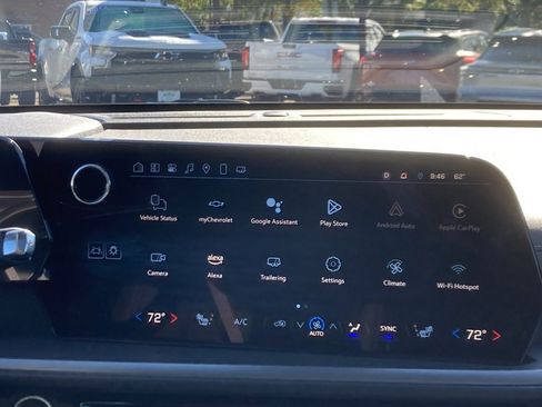 New 2025 Chevrolet Traverse LT w/ Sun and Wheel Package image 18