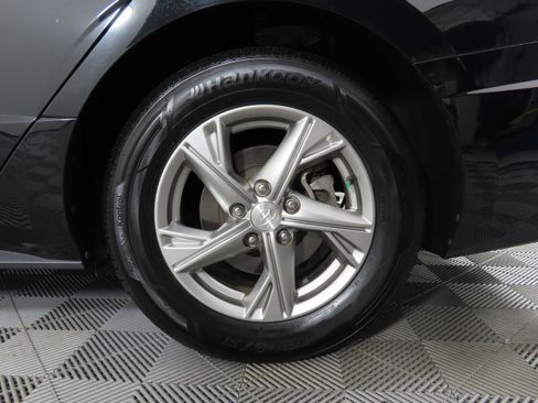 Used 2022 Hyundai Sonata SE w/ Preferred Accessory Package image 41