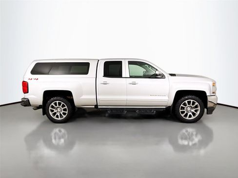 Used 2018 Chevrolet Silverado 1500 LT image 16