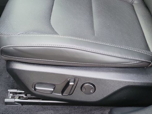 Used 2024 Kia EV6 Wind image 17