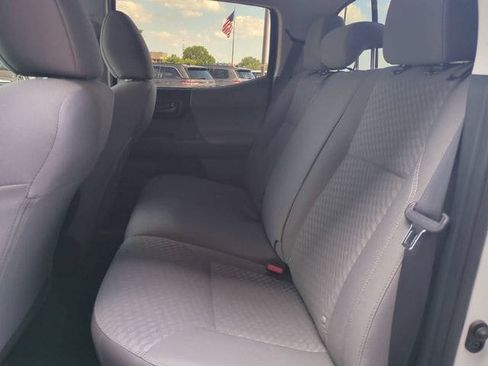 Used 2022 Toyota Tacoma SR w/ SR Convenience Package RWD image 14