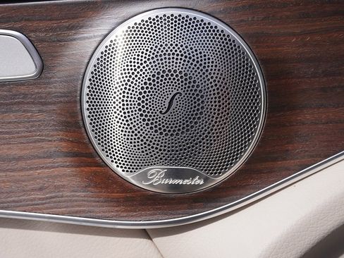 Used 2021 Mercedes-Benz GLC 300 4MATIC image 41