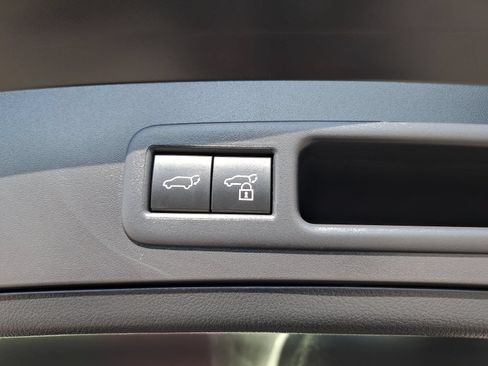 Used 2024 Lexus UX 250h FWD image 14